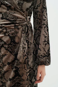InWear BrynnIW Goriel velur Wrap Kjole* Kjoler